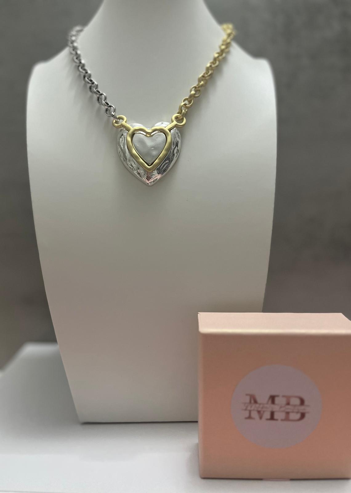 Silver and gold hert