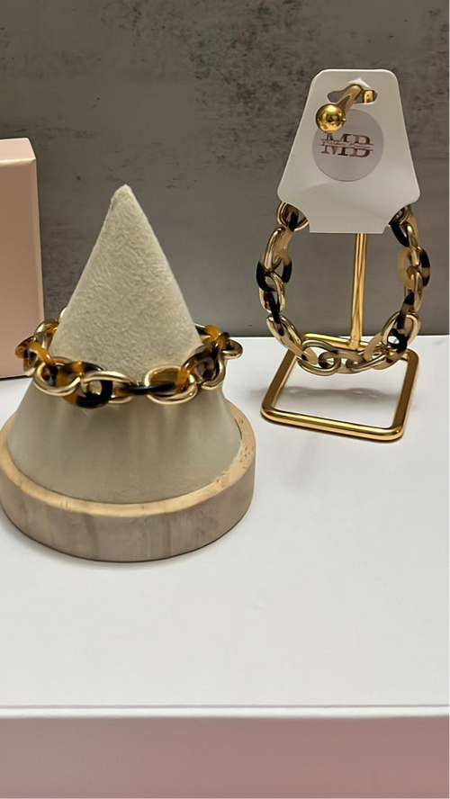 Animal print gold